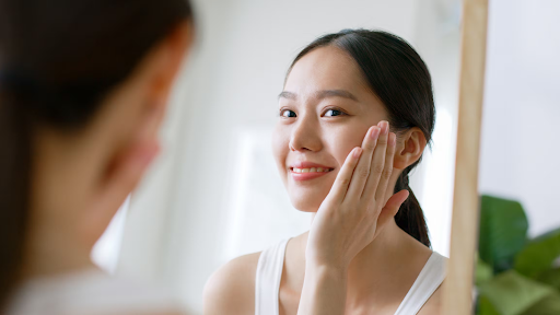 a girl skin renews itself