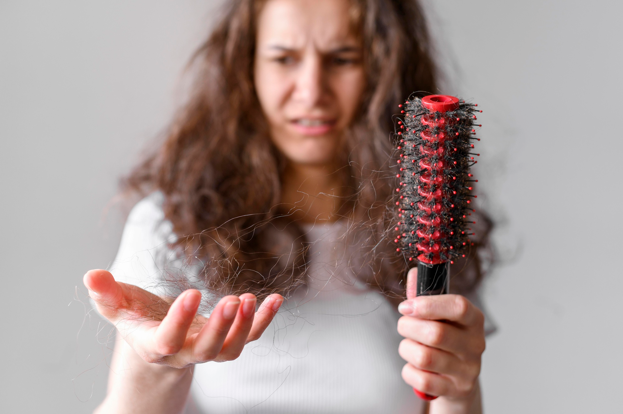 Hair Thinning vs Hair Loss: What's Actually Different